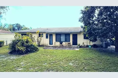 1041 NW 150th St, Miami, FL 33168 - Photo 17