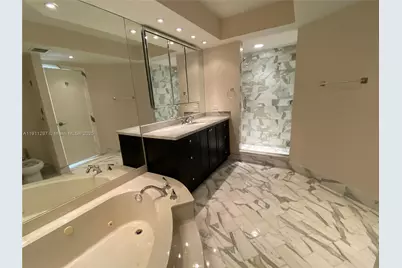 20281 E Country Club Dr #511, Aventura, FL 33180 - Photo 15