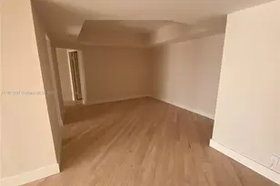 20281 E Country Club Dr, Aventura, FL 33180 - Photo 5