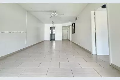 4200 Crystal Lake Dr #214, Deerfield Beach, FL 33064 - Photo 9