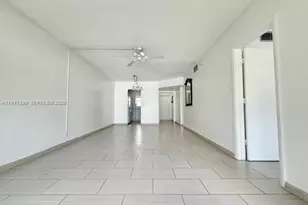 4200 Crystal Lake Dr, Deerfield Beach, FL 33064 - Photo 9