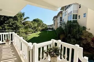 4200 Crystal Lake Dr, Deerfield Beach, FL 33064 - Photo 25