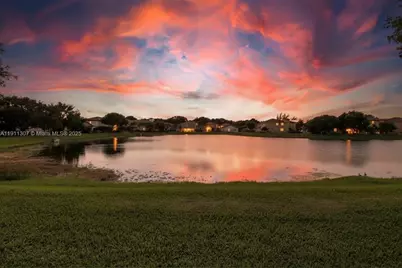 2218 SE 1st St, Homestead, FL 33033 - Photo 25