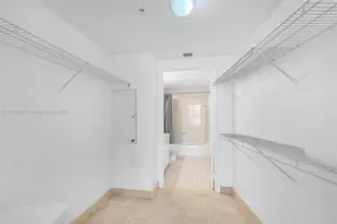 1750 N Bayshore Dr, Miami, FL 33132 - Photo 17