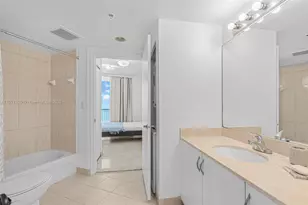 1750 N Bayshore Dr, Miami, FL 33132 - Photo 21