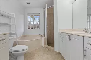 330 SW 2nd Ave, Hallandale Beach, FL 33009 - Photo 21