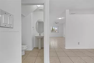 330 SW 2nd Ave #3, Hallandale Beach, FL 33009 - Photo 5