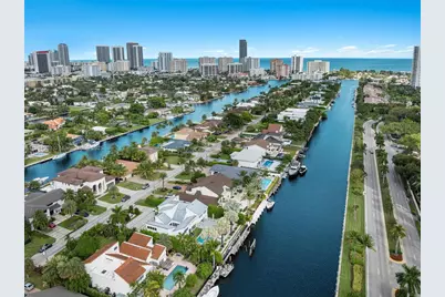 449 Holiday Dr, Hallandale Beach, FL 33009 - Photo 5