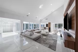 449 Holiday Dr, Hallandale Beach, FL 33009 - Photo 19