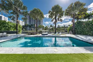 449 Holiday Dr, Hallandale Beach, FL 33009 - Photo 13