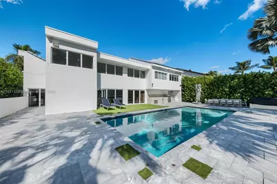 449 Holiday Dr, Hallandale Beach, FL 33009 - Photo 77