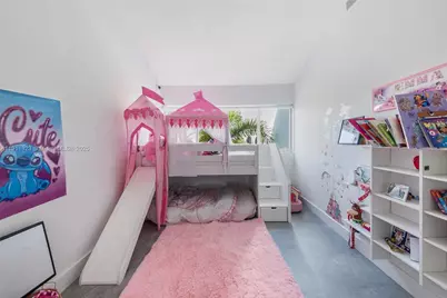 449 Holiday Dr, Hallandale Beach, FL 33009 - Photo 61