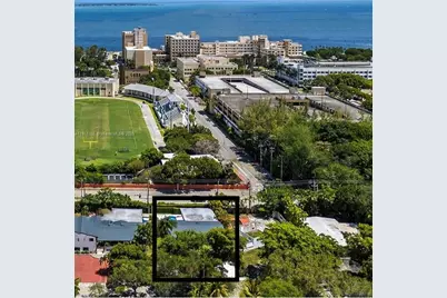 247 E East Shore Dr, Miami, FL 33133 - Photo 27