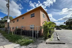 608 SW 16th Ave, Fort Lauderdale, FL 33312 - Photo 3