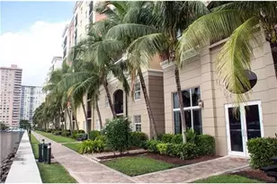 17100 N Bay Rd, Sunny Isles Beach, FL 33160 - Photo 9