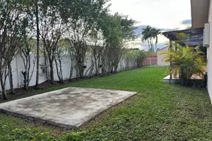 9730 SW 5th St, Miami, FL 33174 - Photo 13