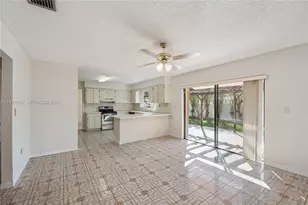 9730 SW 5th St, Miami, FL 33174 - Photo 25