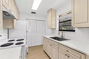 5629 Taft St, Hollywood, FL 33021 - Photo 7