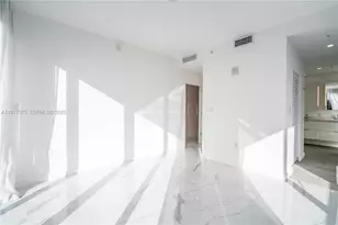 8425 Crespi Blvd, Miami Beach, FL 33141 - Photo 19