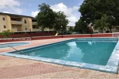 6195 W 18th Ave #G324, Hialeah, FL 33012 - Photo 9