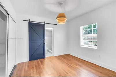 10 Century Ln, Miami Beach, FL 33139 - Photo 21