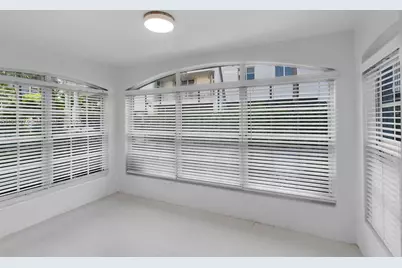 10 Century Ln, Miami Beach, FL 33139 - Photo 17