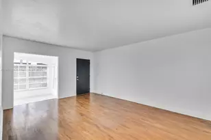 10 Century Ln, Miami Beach, FL 33139 - Photo 13