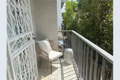 1605 Meridian Ave #202, Miami Beach, FL 33139 - Photo 15
