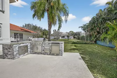 12360 SW 1st St, Plantation, FL 33325 - Photo 67