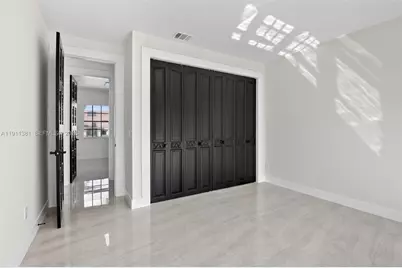 12360 SW 1st St, Plantation, FL 33325 - Photo 39