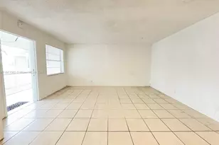 725 NE 4th St, Hallandale Beach, FL 33009 - Photo 3