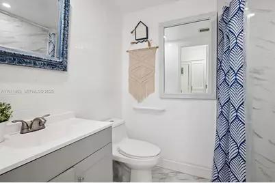 630 NE 175th St, Miami, FL 33162 - Photo 15