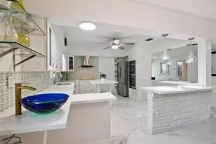 630 NE 175th St, Miami, FL 33162 - Photo 7