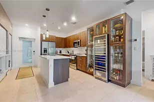 8301 NW 41st St, Doral, FL 33166 - Photo 5