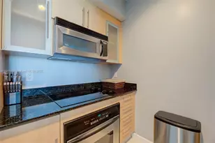 325 S Biscayne Blvd, Miami, FL 33131 - Photo 5