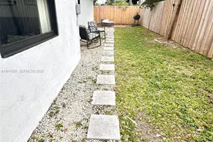 1464 NE 28th St, Pompano Beach, FL 33064 - Photo 43