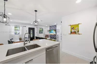 1464 NE 28th St, Pompano Beach, FL 33064 - Photo 11