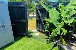 1464 NE 28th St, Pompano Beach, FL 33064 - Photo 25