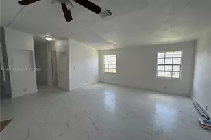 19800 SW 180th Ave, Miami, FL 33187 - Photo 7