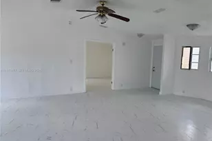 19800 SW 180th Ave, Miami, FL 33187 - Photo 9