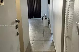 1825 W 44th Pl, Hialeah, FL 33012 - Photo 7