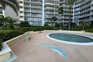 7601 E Treasure Dr, North Bay Village, FL 33141 - Photo 59