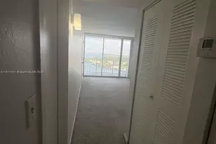 7601 E Treasure Dr, North Bay Village, FL 33141 - Photo 31