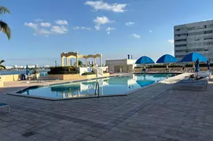 7601 E Treasure Dr, North Bay Village, FL 33141 - Photo 43