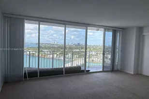 7601 E Treasure Dr, North Bay Village, FL 33141 - Photo 21