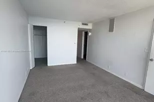 7601 E Treasure Dr, North Bay Village, FL 33141 - Photo 33