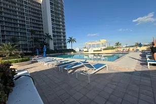 7601 E Treasure Dr, North Bay Village, FL 33141 - Photo 49