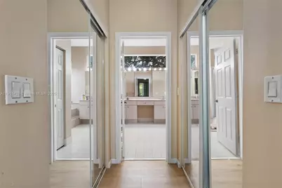 13875 SW 41st St, Davie, FL 33330 - Photo 25