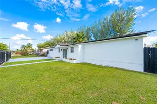 17921 SW 108th Ct, Miami, FL 33157 - Photo 3