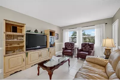 3501 NW 47th Ave #507, Lauderdale Lakes, FL 33319 - Photo 3